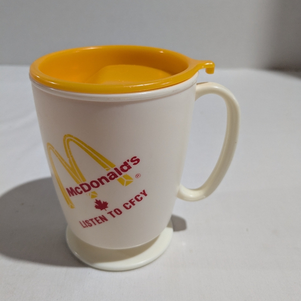 VTG McDonald's Travel Coffee Mug & Lid Canadian Radio Station Whirley Industries